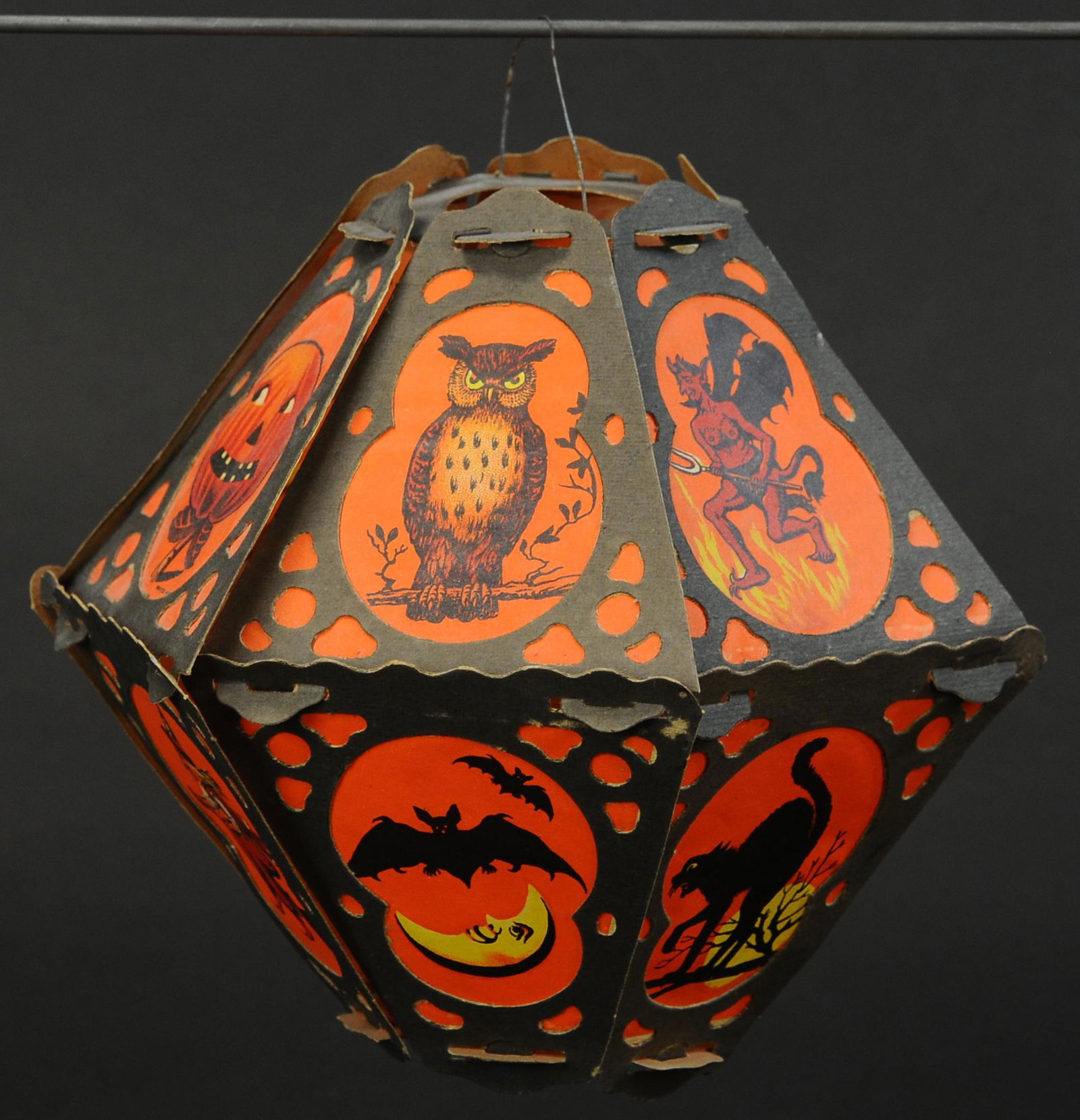 SMALL GERMAN 6-SIDED HALLOWEEN LANTERN (1 of 3)