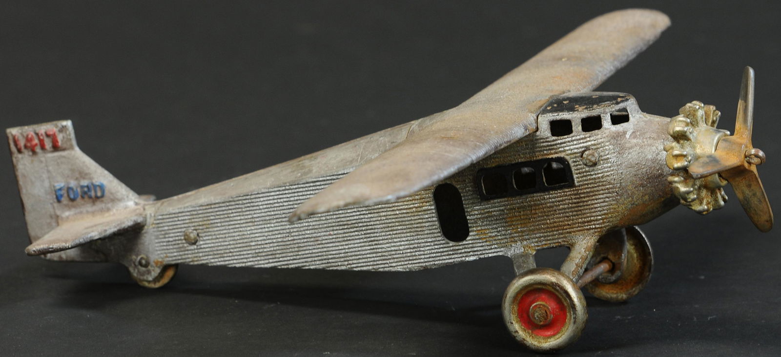 DENT FORD AIRPLANE (1 of 4)