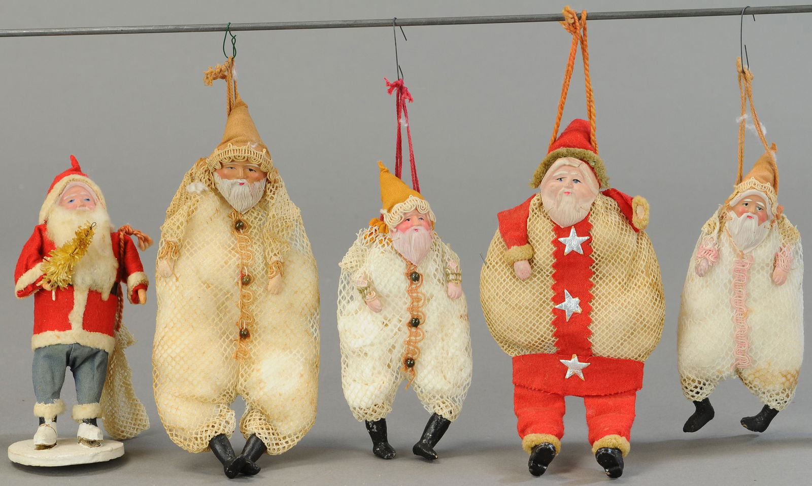 FIVE JAPAN SANTA'S (1 of 2)