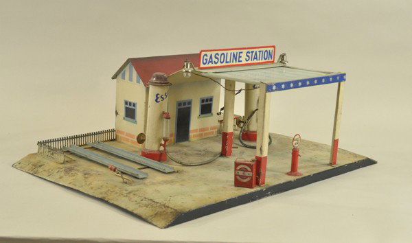 KIBRI "ESSO" STATION AND GARAGE: Germany, large and well detailed fuel station, features glass canopy covered area, fuel pumps, enclosed garage and attached "TIP-TOP" mechanics single bay garage. ` 26" x 18" x 10"