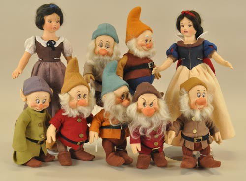 LOT OF R. JOHN WRIGHT SNOW WHITE & SEVEN DWARFS: Lot consists of two Snow White dolls, "Princess" and "Rags," as well as the seven dwarfs; all are numbered and have official tags. 10"-17" h.