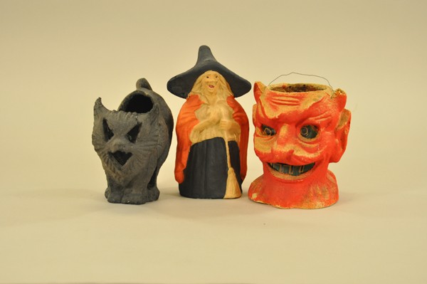 LOT OF THREE AMERICAN PULP HALLOWEEN FIGURES: Includes full figure witch, devil bust and hunched cat with triangular face cut-outs. 6 1/2"-8".