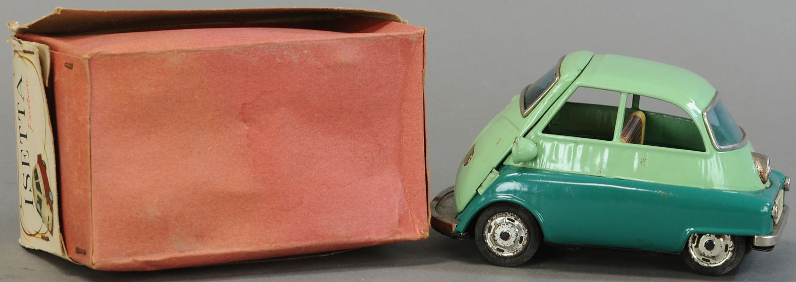 BOXED BANDAI ISETTA 588 AUTO (1 of 4)