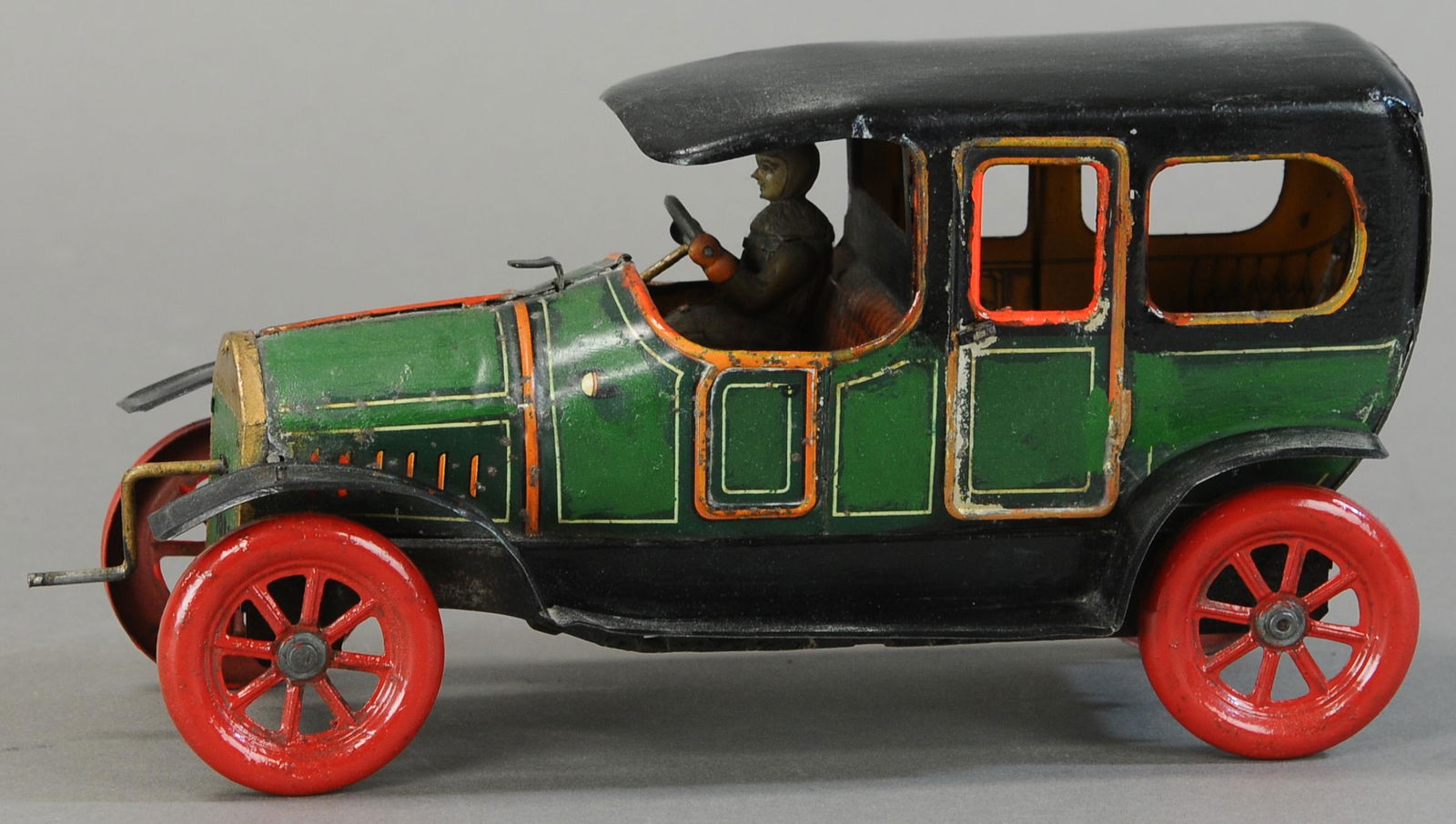 HESS LIMOUSINE - FLYWHEEL DRIVEN (1 of 2)