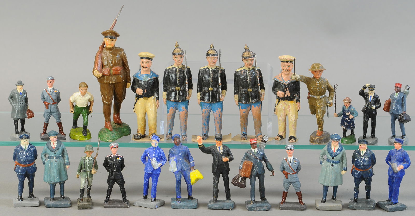 LOT OF MIXED COMPOSITION FIGURES (1 of 2)