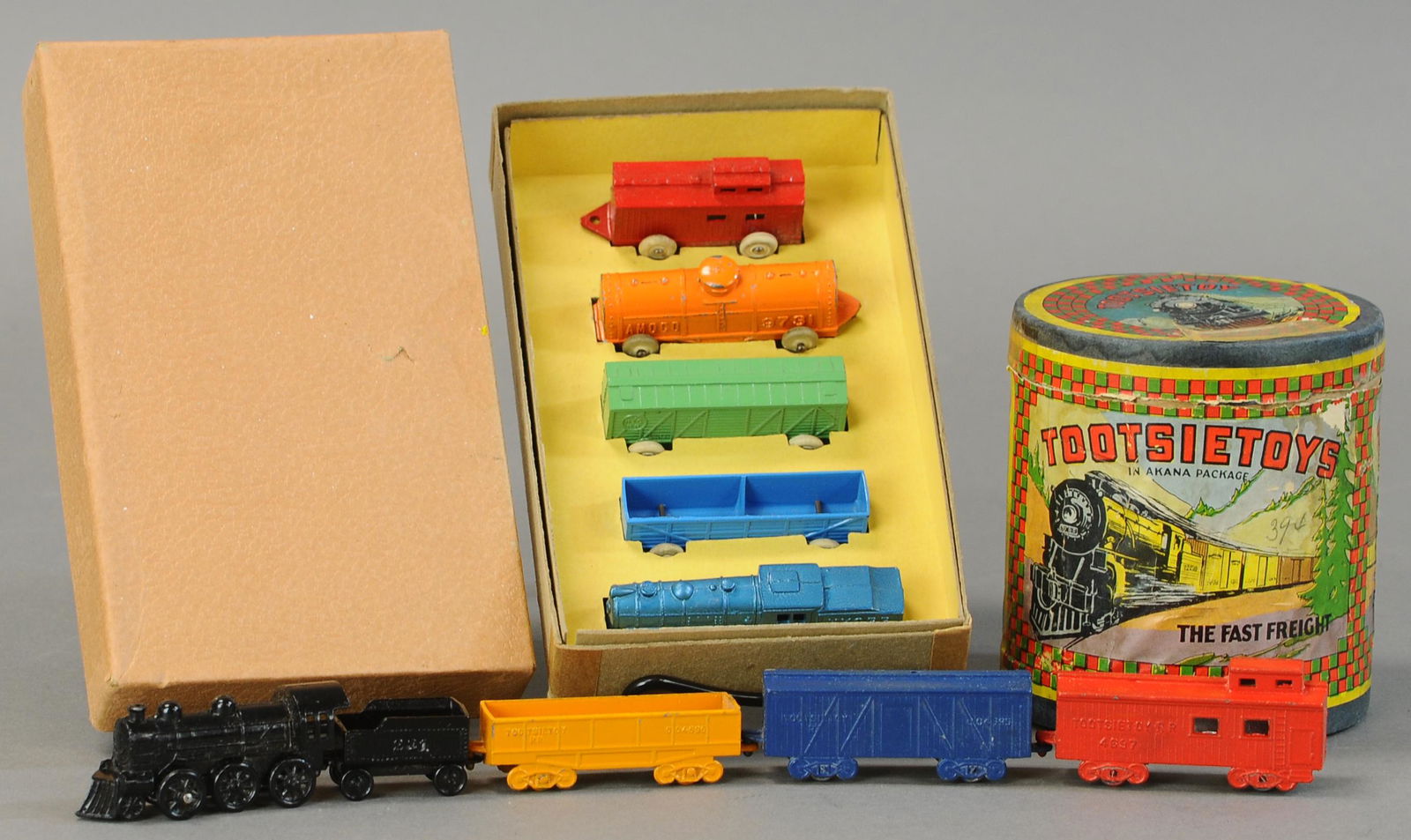TOOTSIETOY FAST FREIGHT AKANA & MIDGET RR (1 of 2)