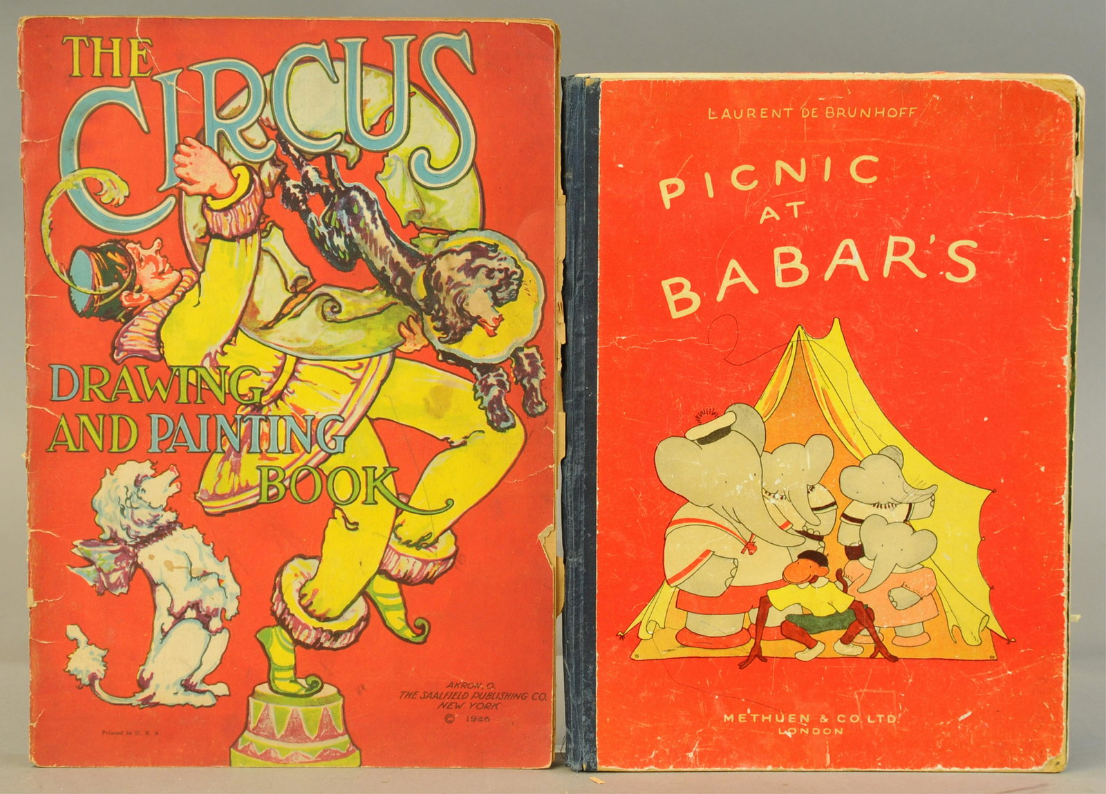 CIRCUS PARADE WOODEN TOY BOX & BOOKS: 476. CIRCUS PARADE WOODEN TOY BOX & BOOKS | Toy box 13" h. x 30" w. | Age appropriate wear, in All Original Condition. | $100 - $300