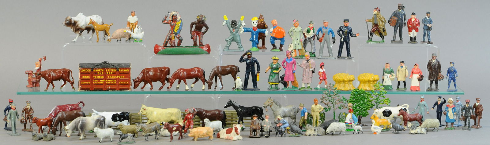 CAST LEAD FIGURES, ANIMALS, & ACCESSORIES (1 of 4)