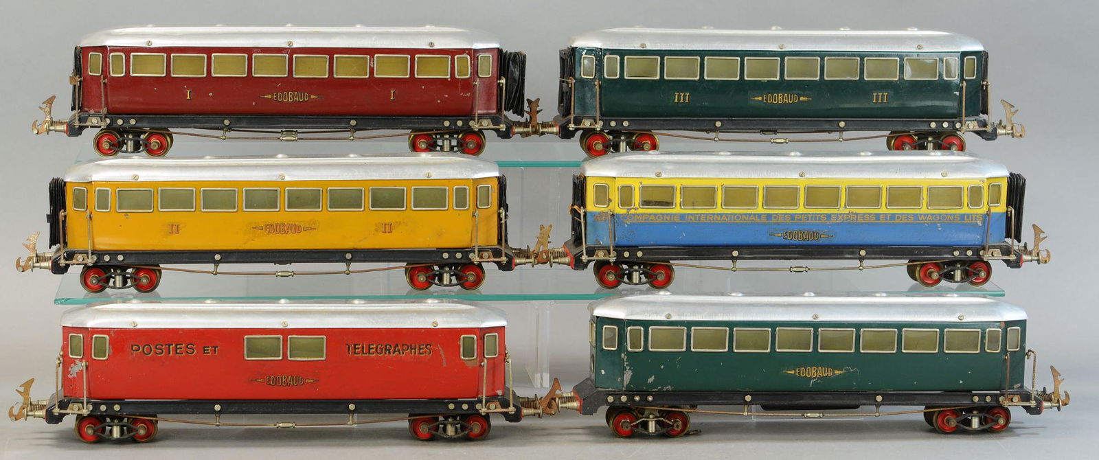 EDOBAUD POWERED PASSENGER SET (1 of 5)