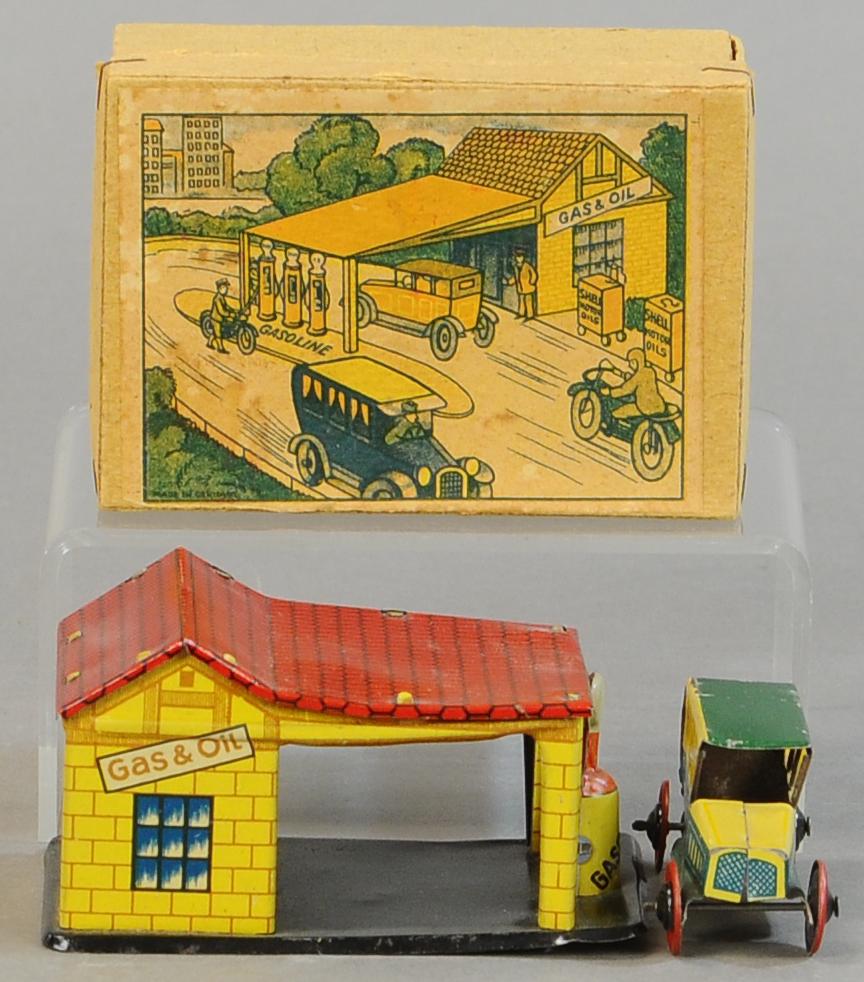 BOXED DISTLER AUTO W/ STATION PENNY TOY (1 of 3)