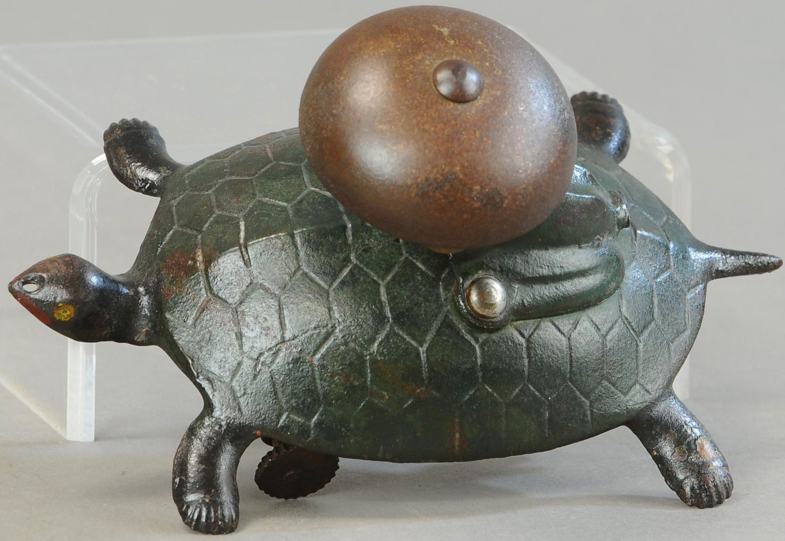 NN HILL TURTLE AND FROG BELL PULL TOY (1 of 3)