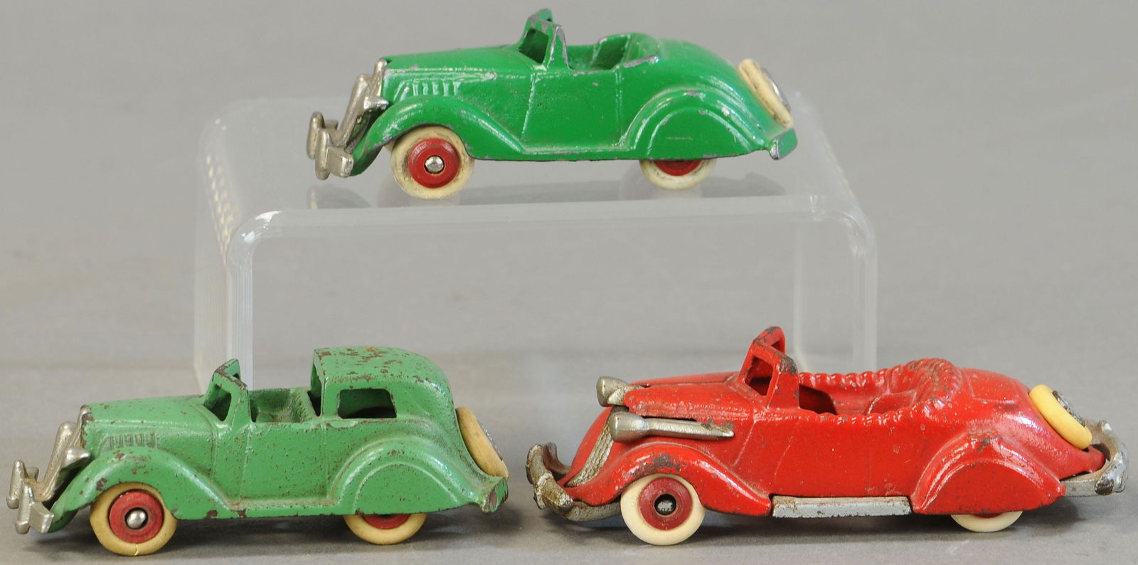 THREE SMALL HUBLEY AUTOS (1 of 4)