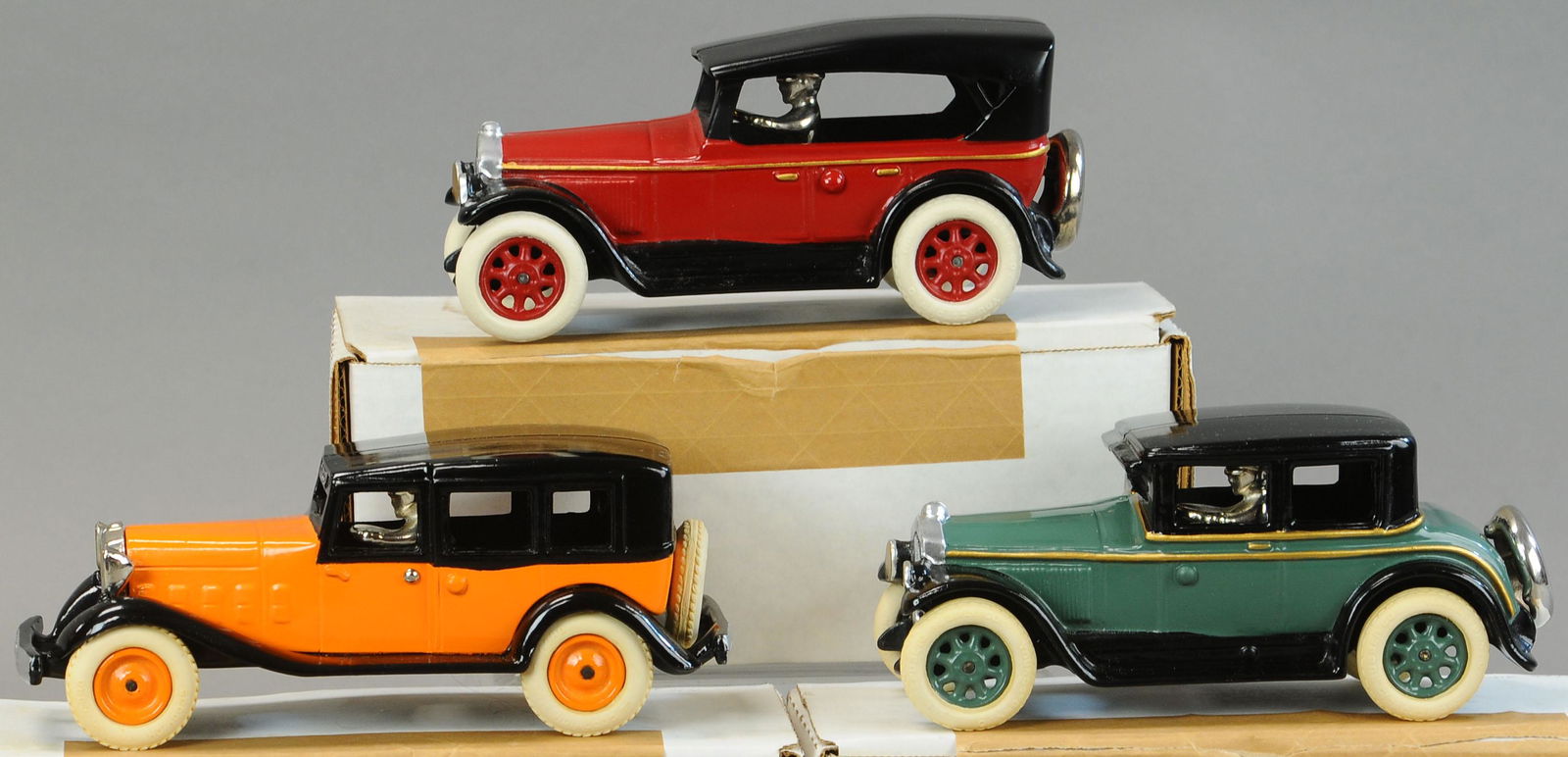 THREE CAST IRON DON LEWIS TOY AUTOS (1 of 4)