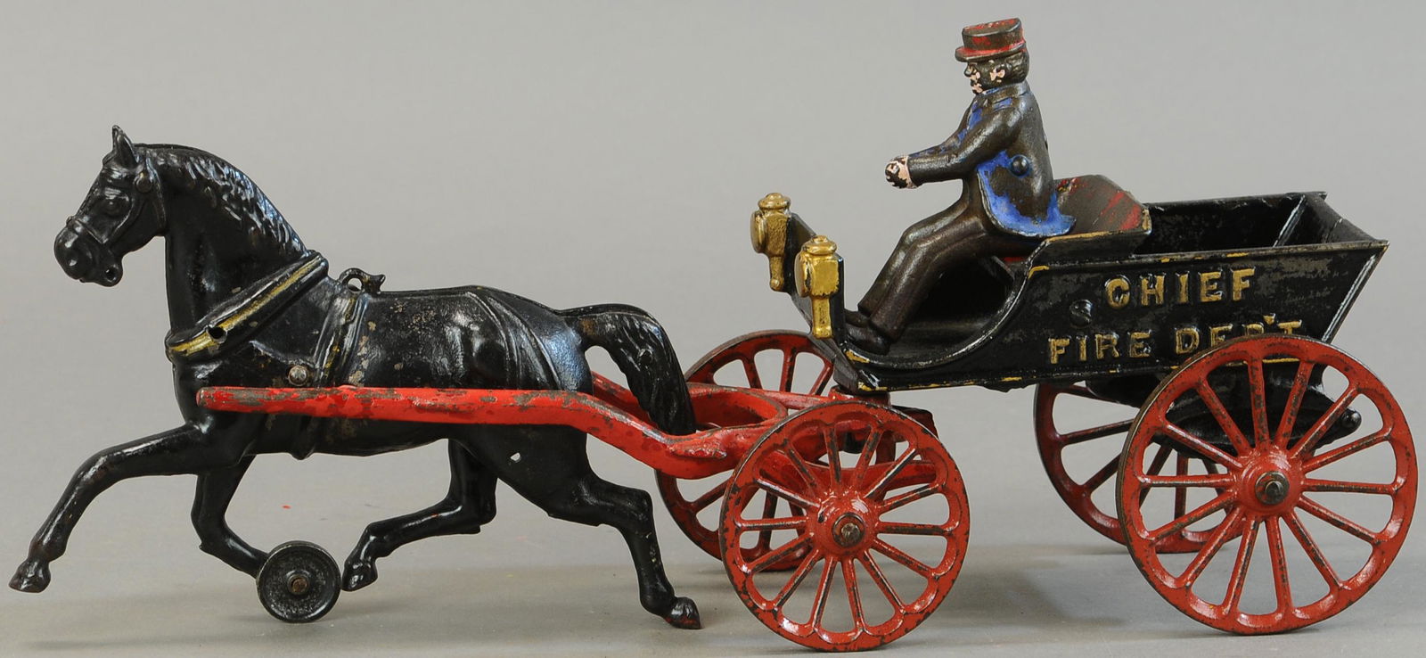 IVES FIRE CHIEF WAGON (1 of 4)