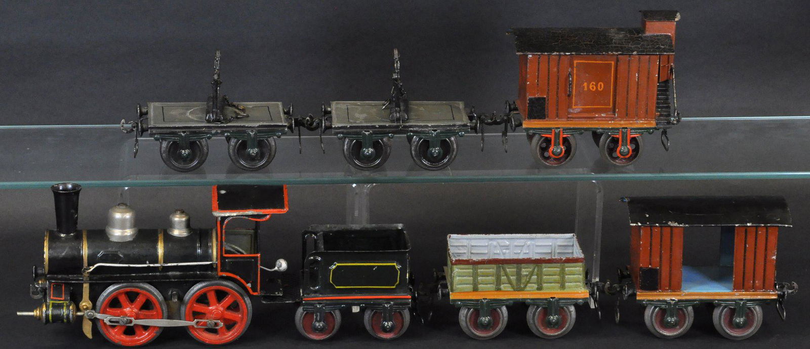 EARLY MARKLIN FREIGHT SET (1 of 4)