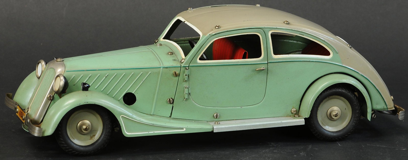 MARKLIN TWO TONE BUILDER COUPE (1 of 4)
