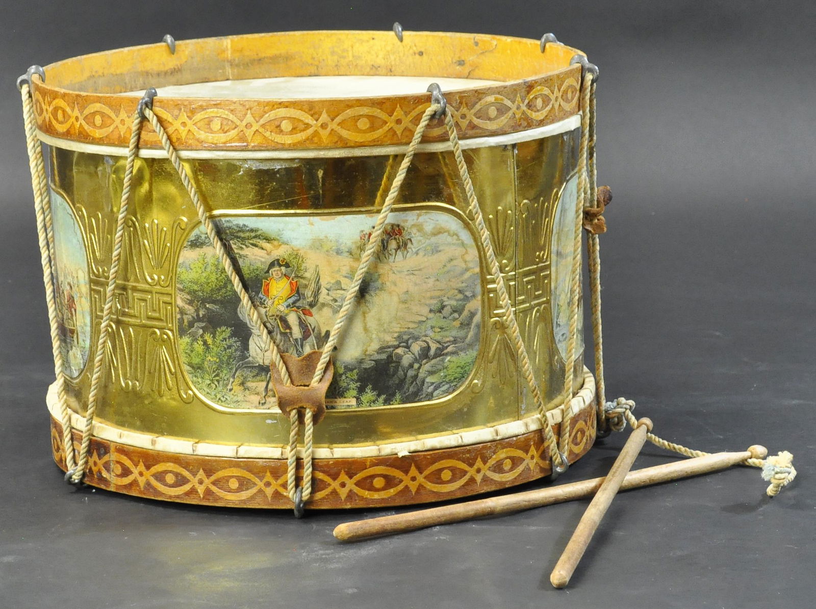 PATRIOTIC CHILDS WASHINGTON DRUM (1 of 5)