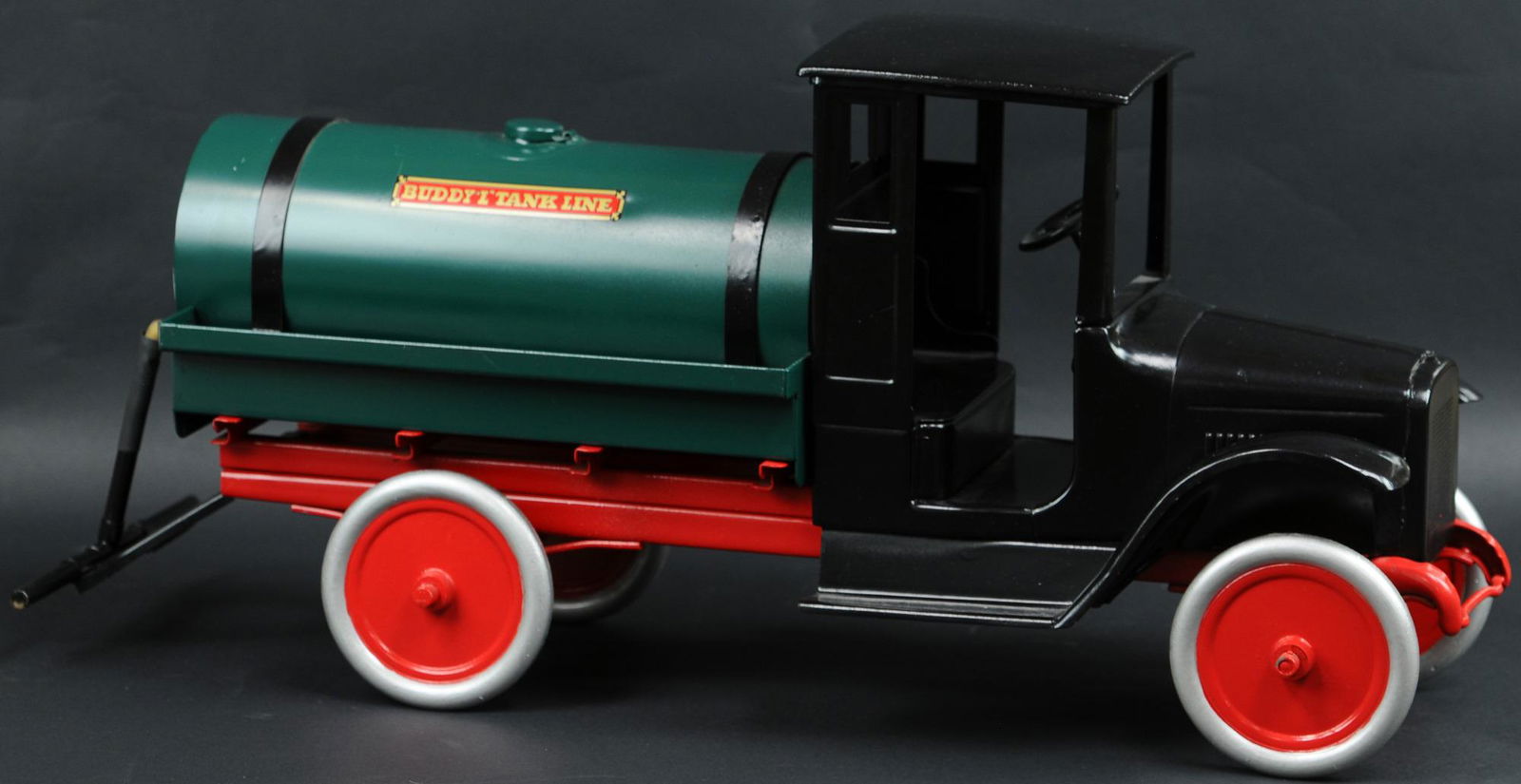 BUDDY L TANK LINE SPRINKLER TRUCK (1 of 4)