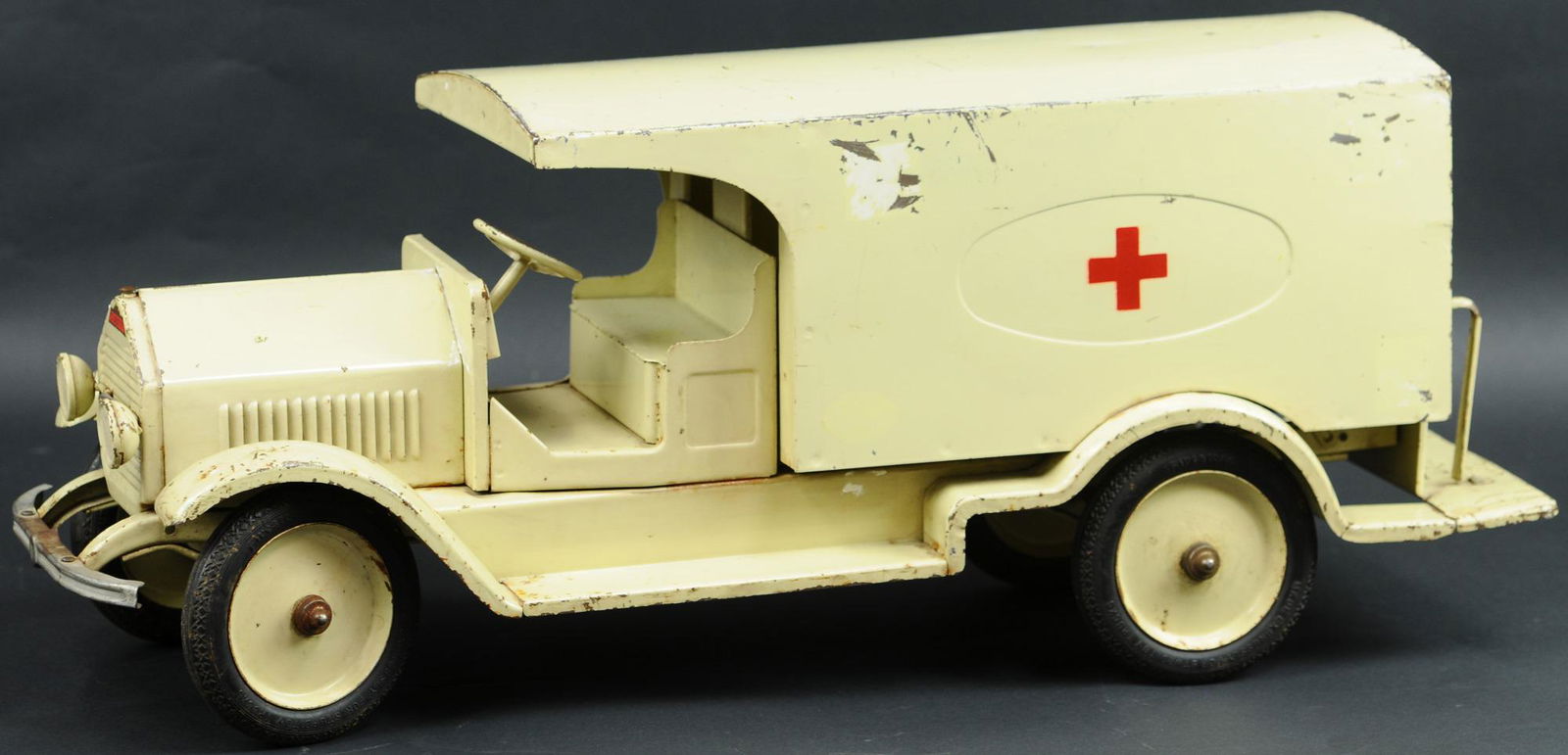 STURDITOY AMBULANCE TRUCK (1 of 4)