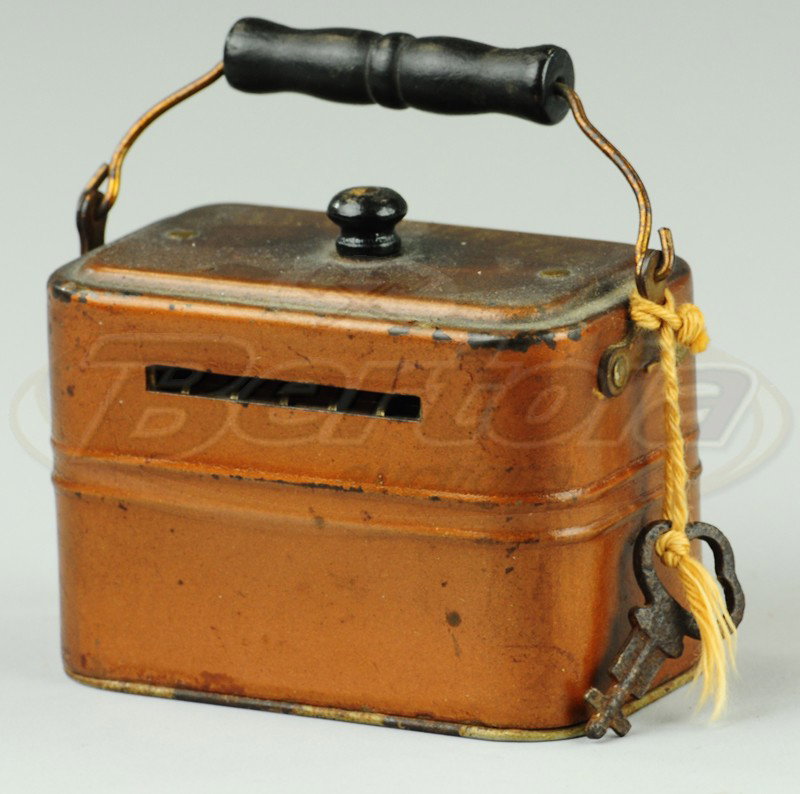 FULL DINNER PAIL STILL BANK: C. 1896, scarce example, tin pail with handle, reads "full dinner pail," key lock trap, includes key. 2 1/8" x 3 1/8".