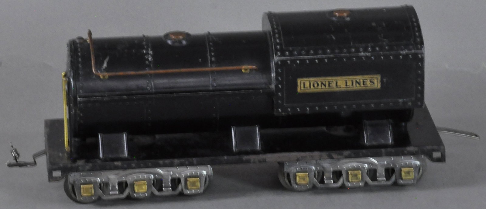 LIONEL 400T VANDERBILT TENDER (1 of 4)