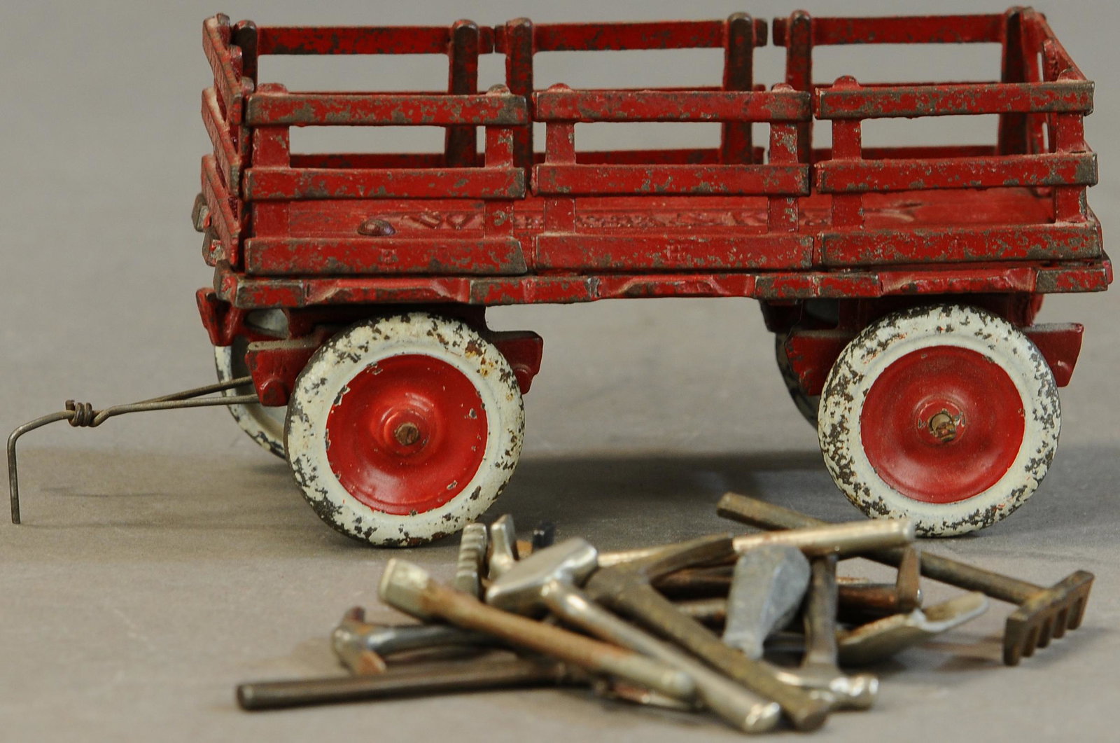 ARCADE WHITEHEAD & KALES WAGON W/ TOOLS: 505. ARCADE WHITEHEAD & KALES WAGON W/ TOOLS | 8" l. | All Original Condition. | $100 - $200
