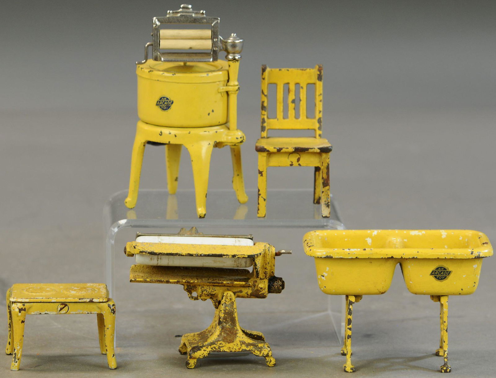 ARCADE KITCHEN TOY SET (1 of 3)