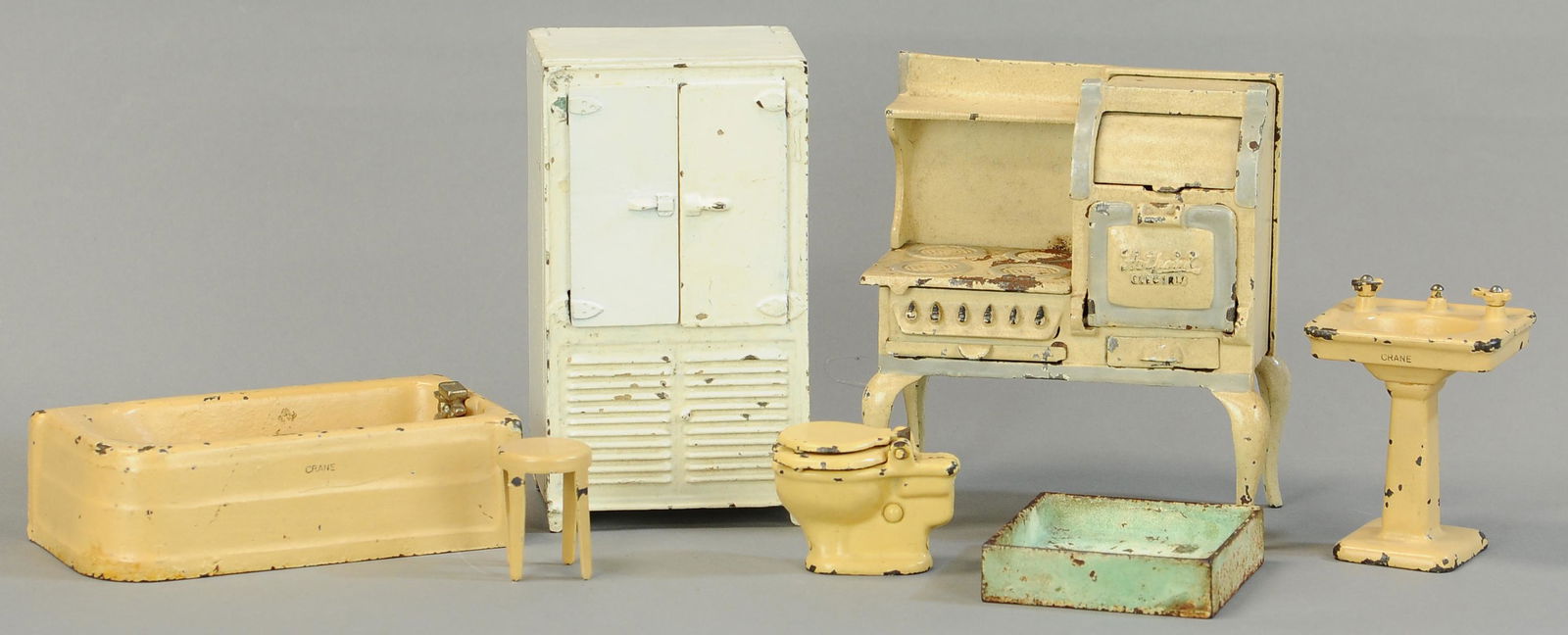 ARCADE BATHROOM TOY SET (1 of 3)