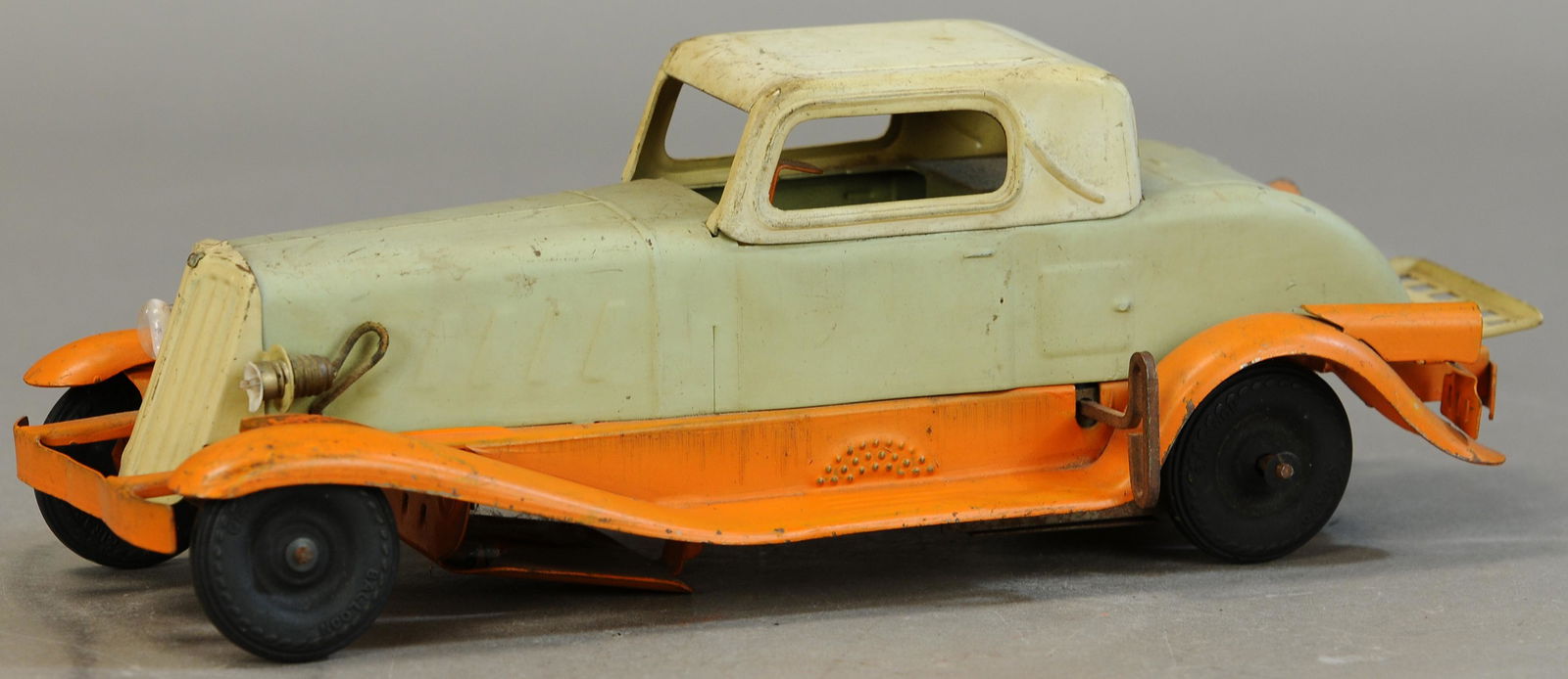 GIRARD DELUXE COUPE W/ HEADLIGHTS (1 of 4)