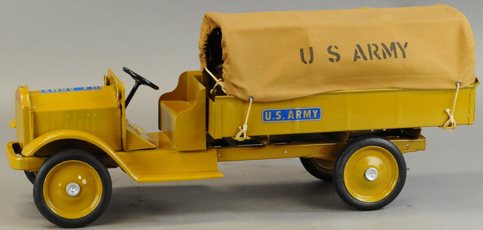 KEYSTONE PACKARD US ARMY TRUCK (1 of 4)