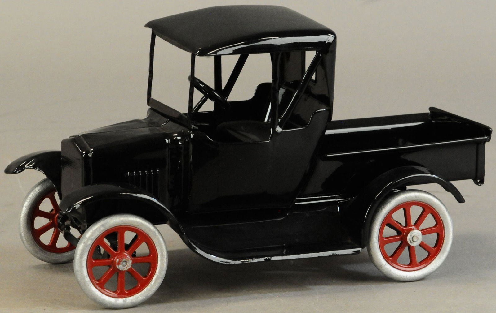 BUDDY L FORD FLIVVER PICK-UP (1 of 4)