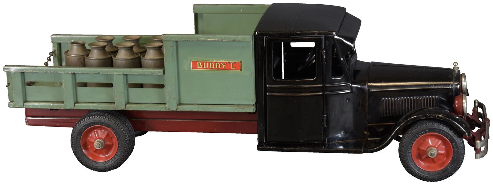 BUDDY L JUNIOR DAIRY DELIVERY TRUCK (1 of 3)