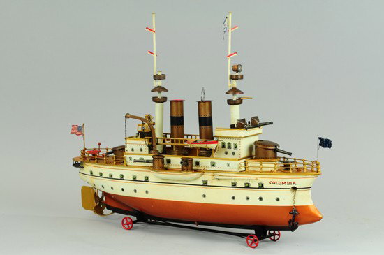 MARKLIN "COLUMBIA" BATTLESHIP - 4