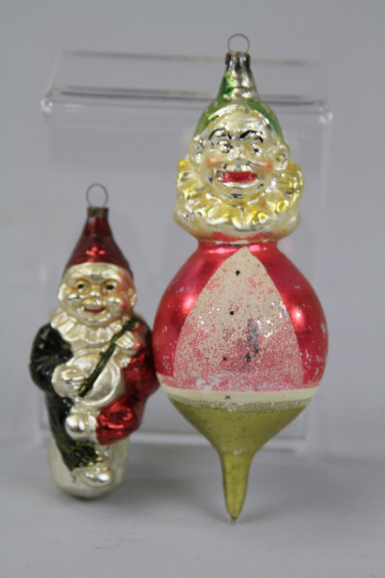 JOEY CLOWN AND CLOWN PLAYING BANJO: Germany, Joey clown on ball and green and red clown playing banjo, both blown glass ornaments. 4" to 6 1/2".