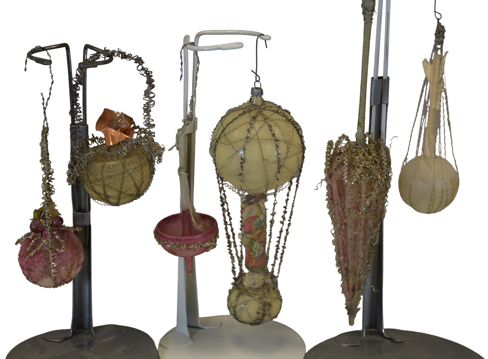 SIX VICTORIAN WIRE WRAPPED ORNAMENTS (1 of 2)