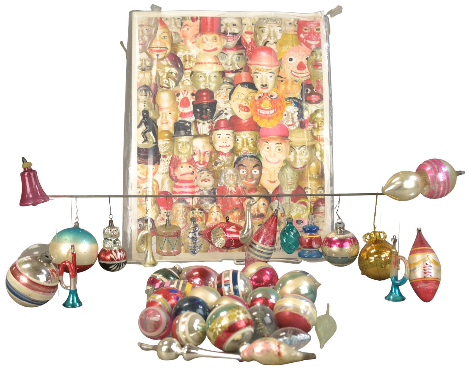 ASSORTED GLASS ORNAMENTS (1 of 3)