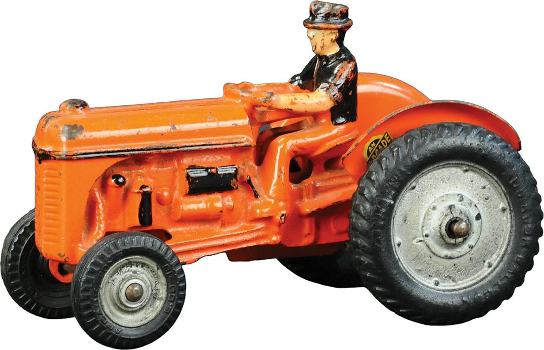 ARCADE FORD 9N FARM TRACTOR (1 of 4)