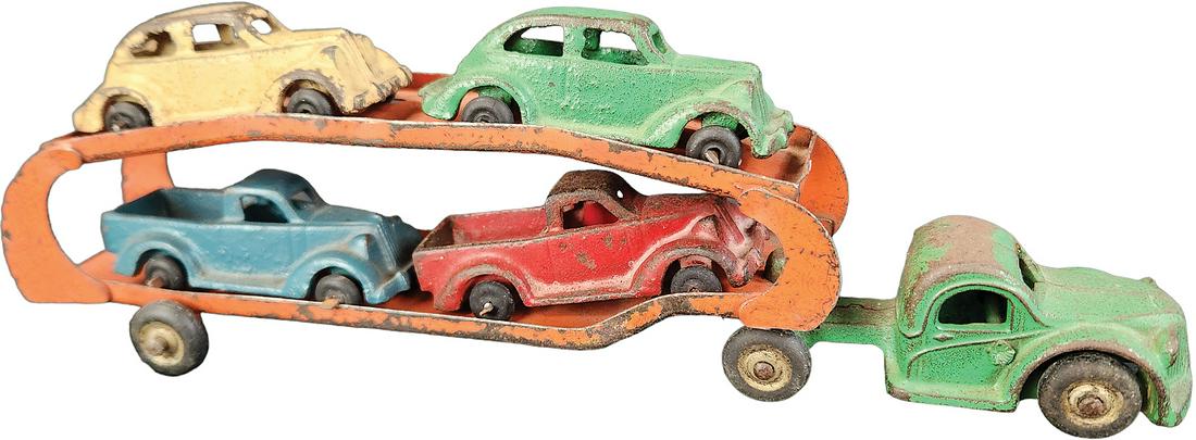 ARCADE 1939 CAR HAULER: 594. ARCADE 1939 CAR HAULER | 11" l. | (Very Good Condition) | $200 - $400