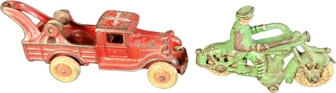 ARCADE WRECKER W/ CHAMPION CYCLE (1 of 5)