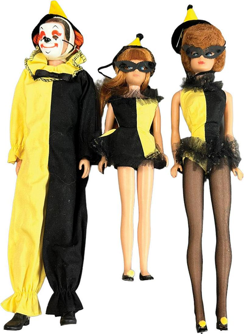 COSTUMED GROUPING MATTEL BARBIE DOLLS (1 of 4)