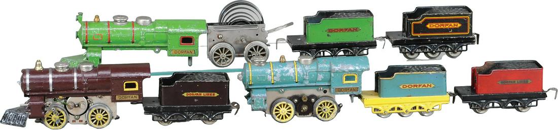 DORFAN LOCOMOTIVE & TENDER LOT: 1223. DORFAN LOCOMOTIVE & TENDER LOT | O gauge, two electric, one wind-up. | 8" l. | Loco's missing parts, some cracking and damage to Loco shells,brown loco is repainted, otherwise (Very Good Conditi
