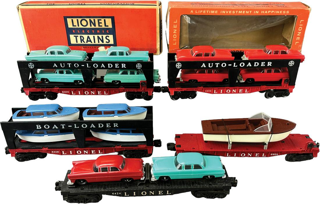 POSTWAR LIONEL BOAT & AUTO-LOADER CARS (1 of 8)