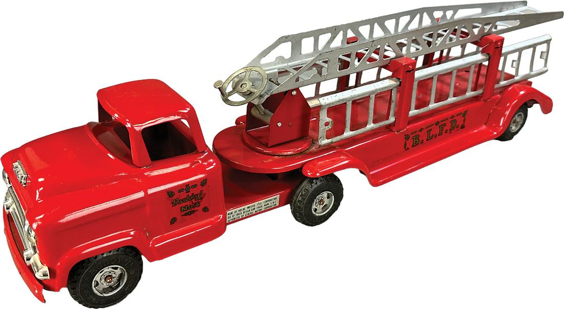 BUDDY L #6 FIRE LADDER TRUCK (1 of 4)
