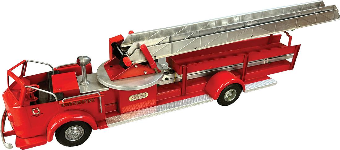 DOEPKE MODEL FIRE LADDER TRUCK (1 of 4)