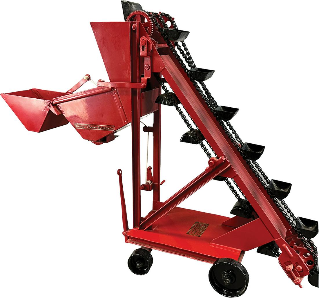 BUDDY L S& SCREENER: 1401. BUDDY L S& SCREENER | USA | 21" h. | Restored. | $200 - $400