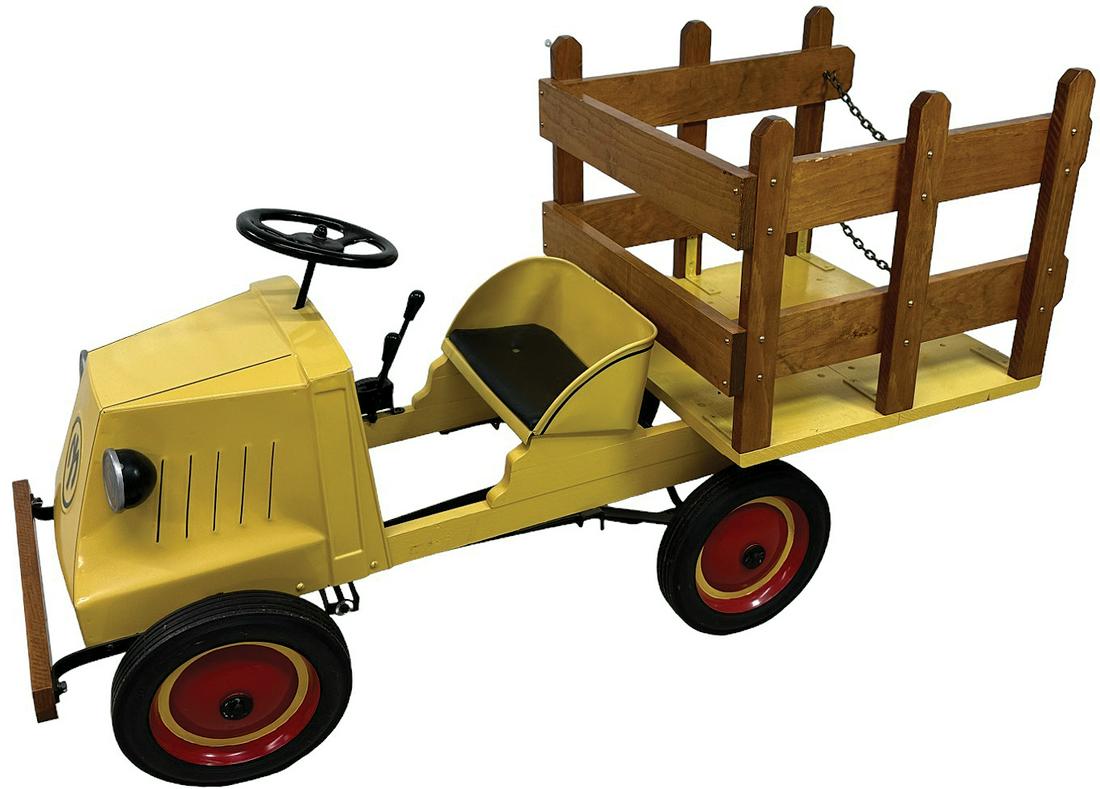 STEELCRAFT MACK STAKE TRUCK PEDAL CAR (1 of 6)