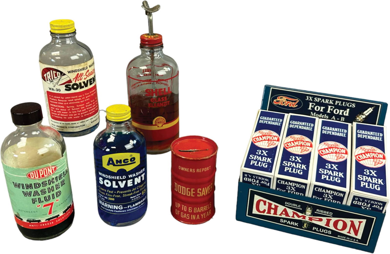 LOT OF WASHER FLUIDS & SPARK PLUG (1 of 5)