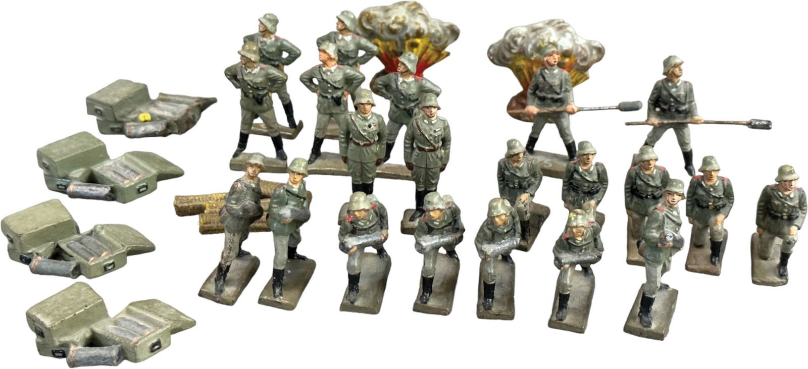LINEOL 28 PIECE LOT OF 40MM GERMAN SOLDIERS (1 of 7)