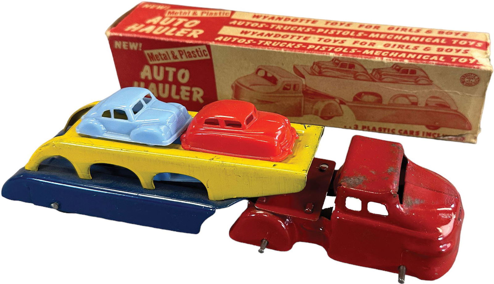BOXED MARX AUTO HAULER (1 of 5)