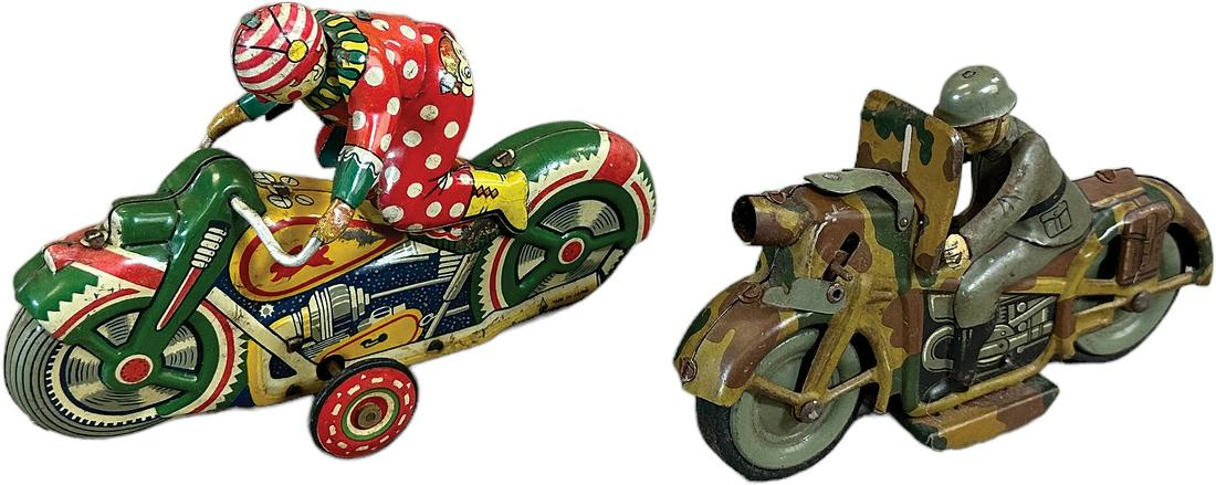 TWO JAPANESE TOY MOTORCYCLES (1 of 5)